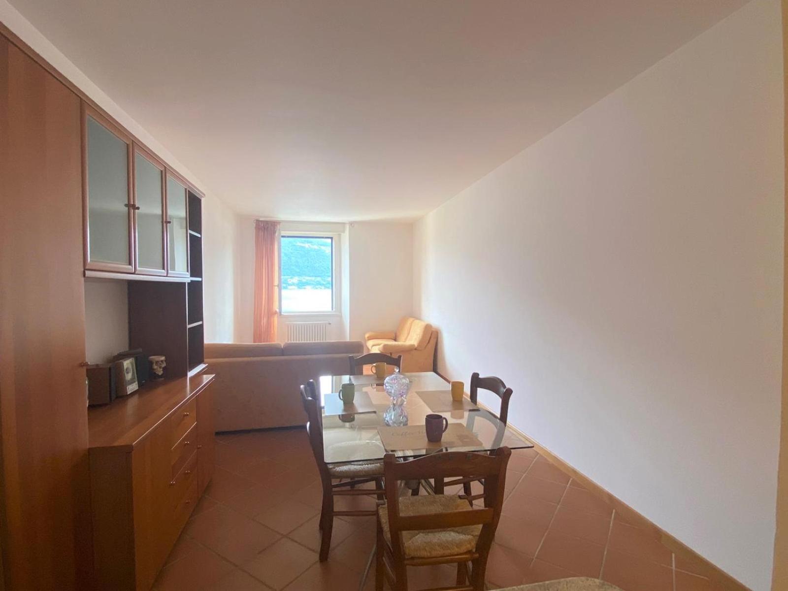 The Rose - Apartment Front Lake كريميا المظهر الخارجي الصورة
