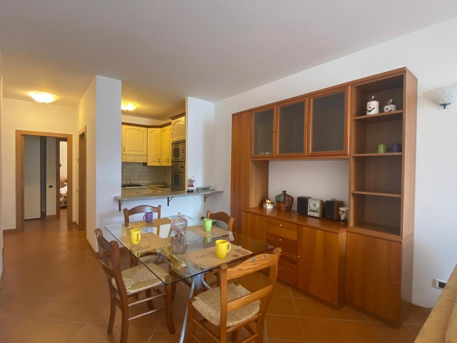 The Rose - Apartment Front Lake كريميا المظهر الخارجي الصورة